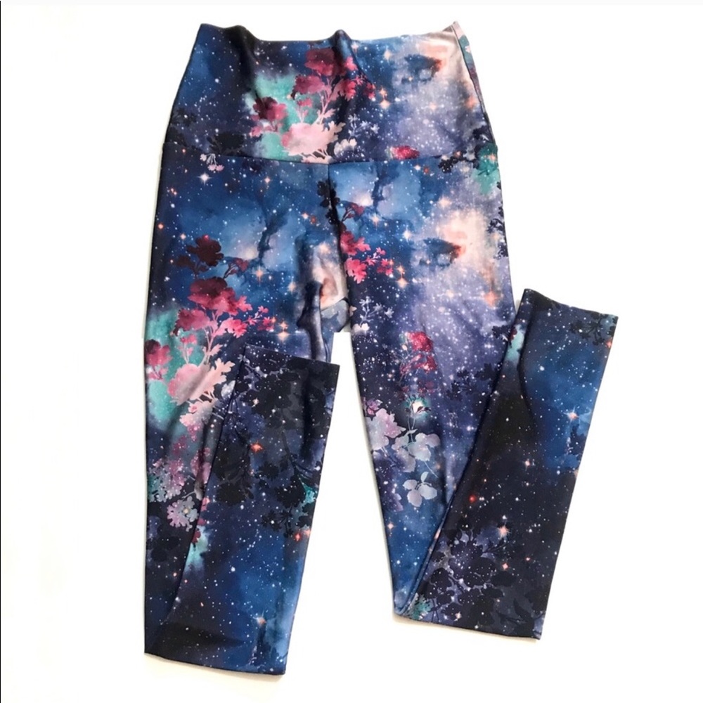 Emily Hsu beautiful leggings...